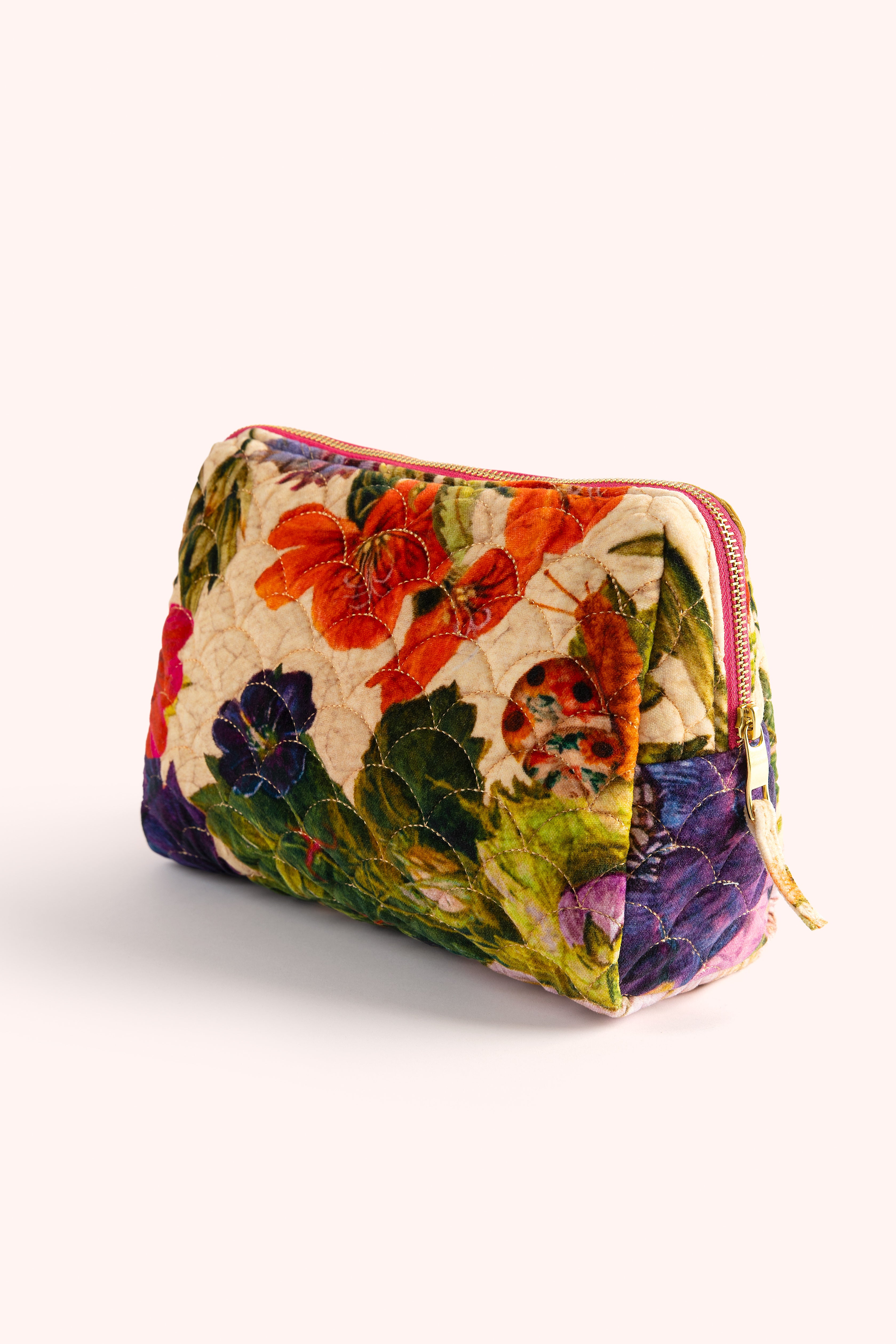Quilted Washbag Posy
